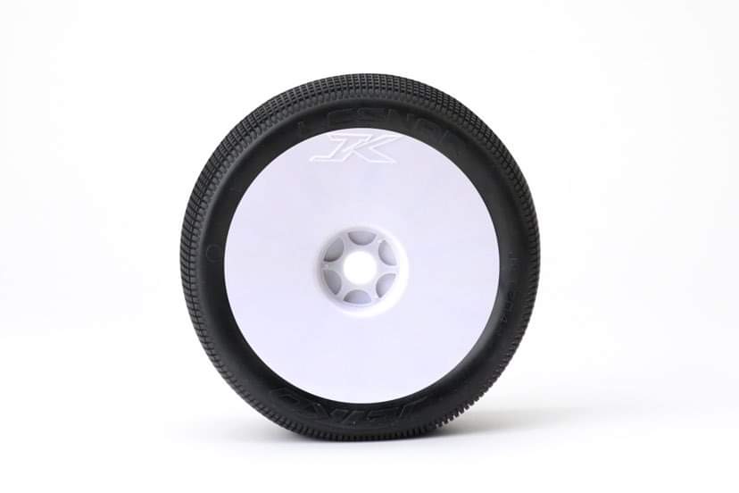 JETKO LESNAR 1/8 Truggy Pre-Glued Tires (PAIR)